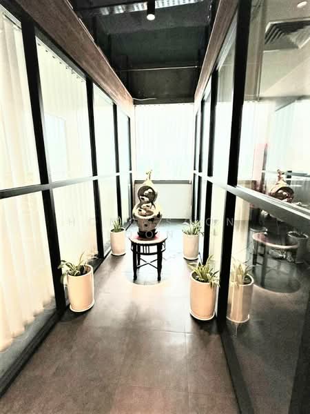 Office for Rent in KL Eco City (Kuala Lumpur) - Hong Soon Loong - Corridor - PropertyGuru.com.my