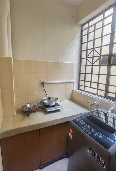 Palm Spring @ Damansara untuk Untuk Disewa - RM 500 /bulan, Mac 2026 - Kitchen - PropertyGuru.com.my