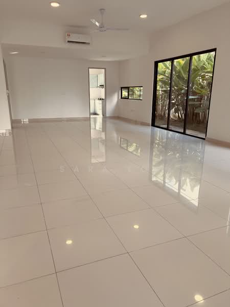 Semi-Detached House for Rent in Bandar Tropicana Aman (Telok Panglima Garang) - Sara Low - Living Room - PropertyGuru.com.my