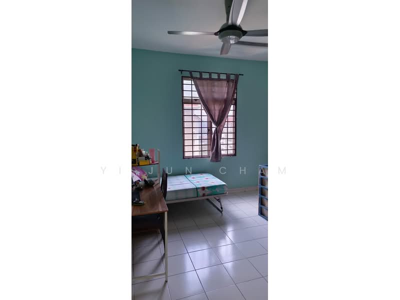 Service Residence for Sale at Fortune Avenue - Yi Jun Cham - Bedroom - PropertyGuru.com.my