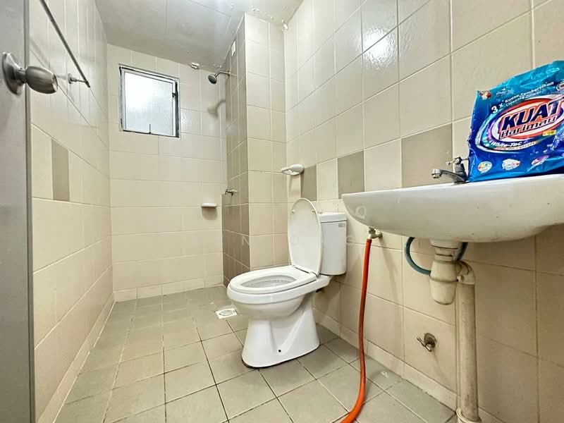 Apartment for Sale at Seri Baiduri - Ken Ong - Bathroom - PropertyGuru.com.my