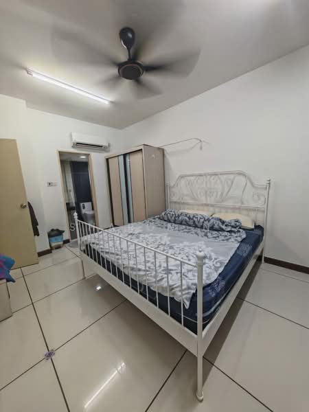 Service Residence for Sale at Larkin Residence Phase 2 - Sharon Ng - Bedroom - PropertyGuru.com.my