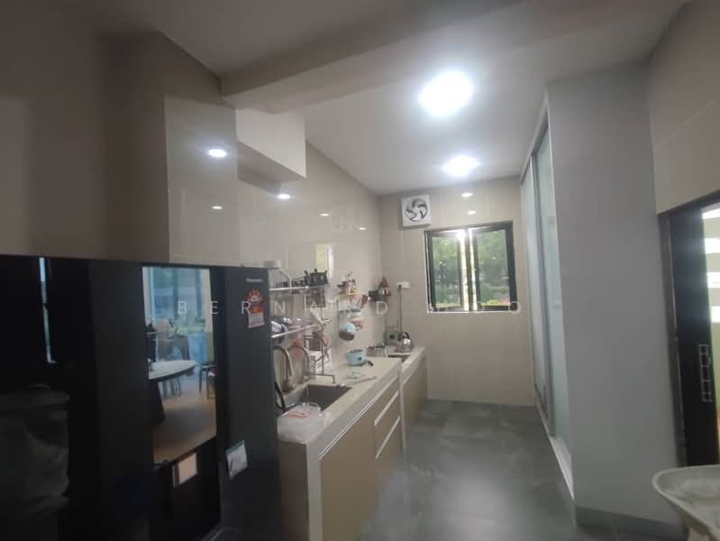 Rumah Berkembar untuk Dijual di Cyberjaya (Selangor) - Bernard Hoo - Kitchen - PropertyGuru.com.my