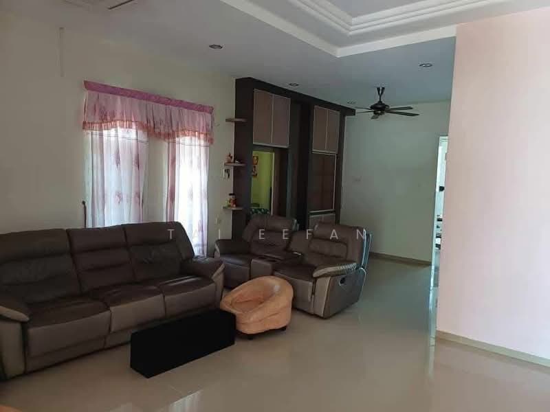 2-storey Terraced House for Sale in Segamat (Johor) - Tai Eefan - Living Room - PropertyGuru.com.my