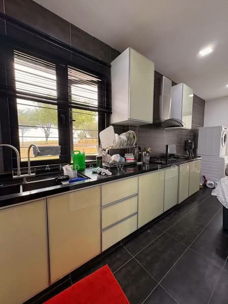 Setia Tropika Setias Tropikas untuk Untuk Dijual - RM 1,580,000, Mac 2026 - Kitchen - PropertyGuru.com.my
