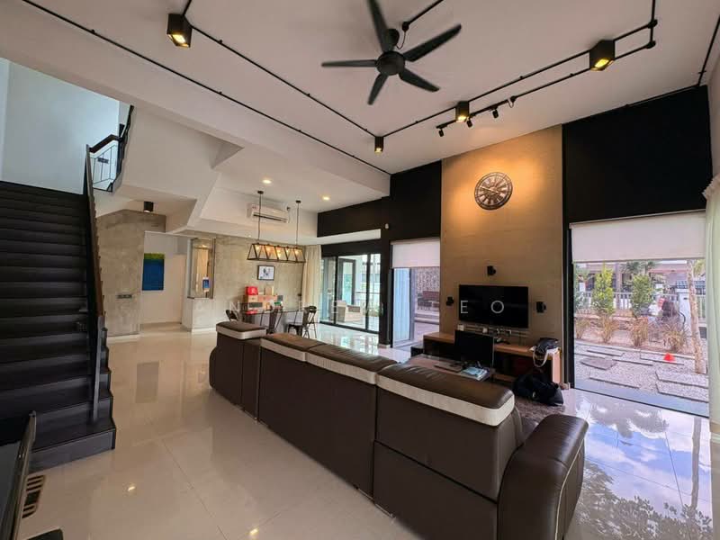 Setia Tropika Setias Tropikas untuk Untuk Dijual - RM 1,580,000, Mac 2026 - Living Room - PropertyGuru.com.my