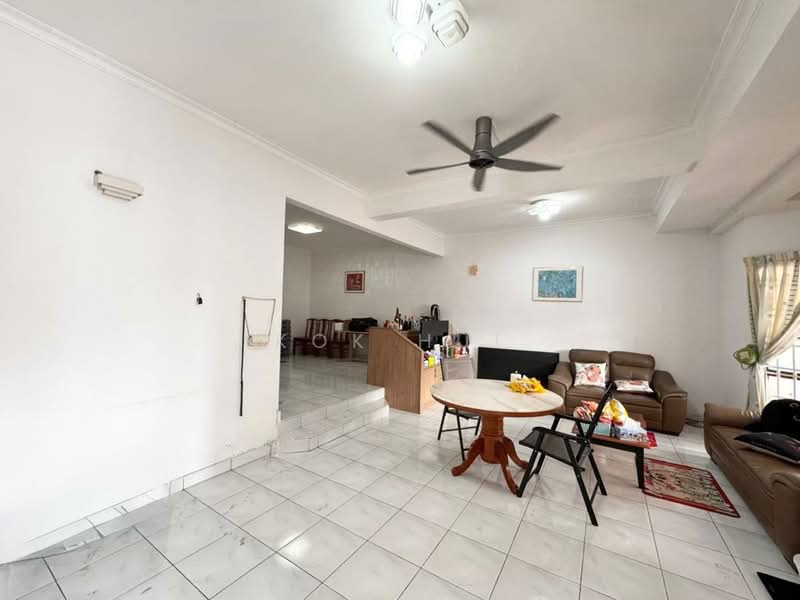 Desa Tebrau Desas Tebraus untuk Untuk Dijual - RM 810,000, Mac 2026 - Living Room - PropertyGuru.com.my