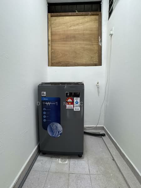 Apartment for Rent at Pearl Tower (Ria) - Edwin Chin - Yard - PropertyGuru.com.my