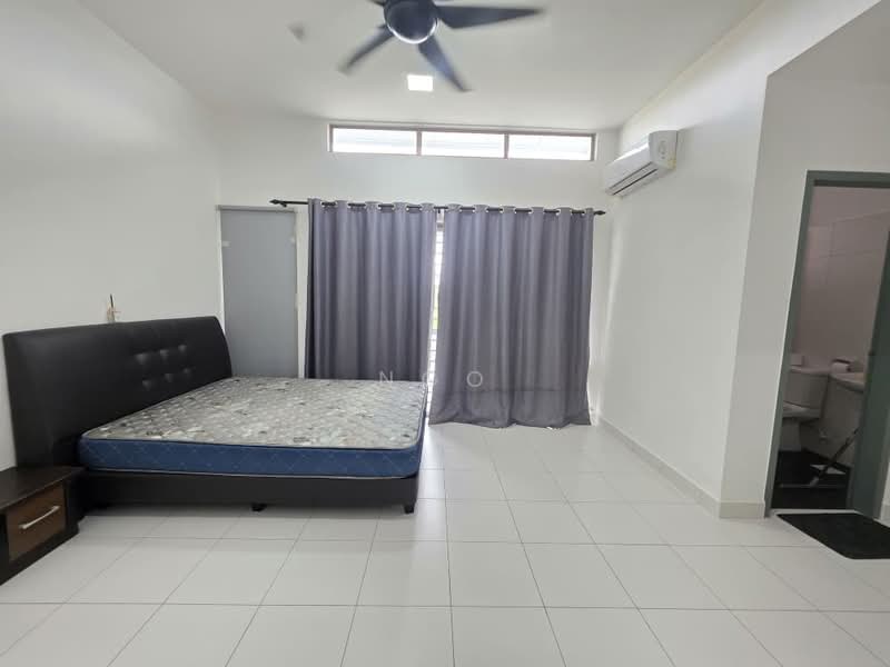 2-storey Terraced House for Sale in Taman Mutiara Gading (Batu Pahat) - NGO - Bedroom - PropertyGuru.com.my