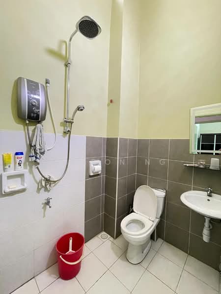 2-storey Terraced House for Sale in Setia Eco Gardens (Gelang Patah) - Sharon Ng - Bathroom - PropertyGuru.com.my