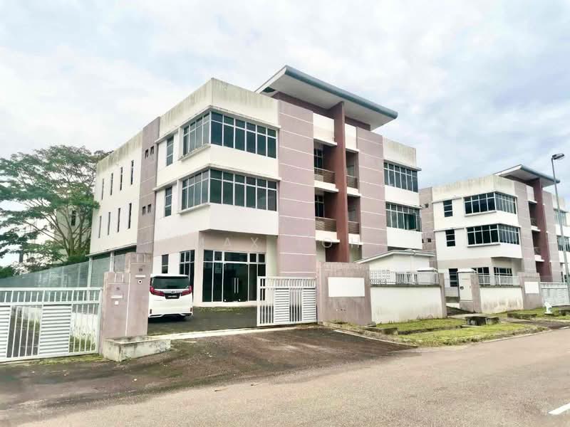 Semi-D Factory for Sale in Pelabuhan Tanjung Pelepas (Gelang Patah) - Max Loh - Exterior - PropertyGuru.com.my