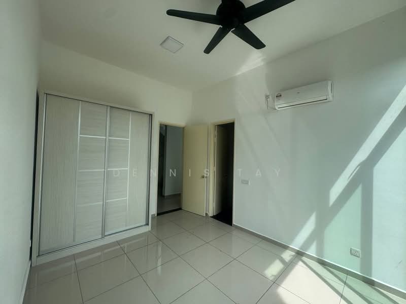 2-storey Terraced House for Rent in Taman Mount Austin (Tebrau) - Dennis Tay - Bedroom - PropertyGuru.com.my