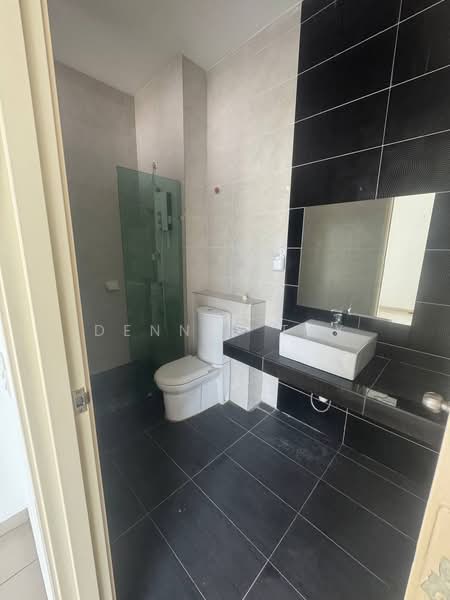 2-storey Terraced House for Rent in Taman Mount Austin (Tebrau) - Dennis Tay - Bathroom - PropertyGuru.com.my