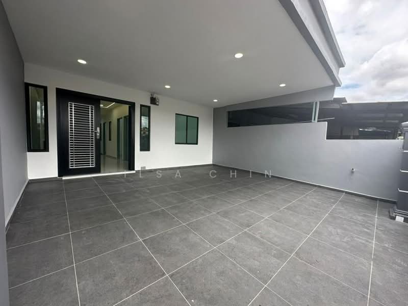 1-storey Terraced House for Sale in Taman Skudai Baru (Skudai) - Ilsa Chin - Exterior - PropertyGuru.com.my