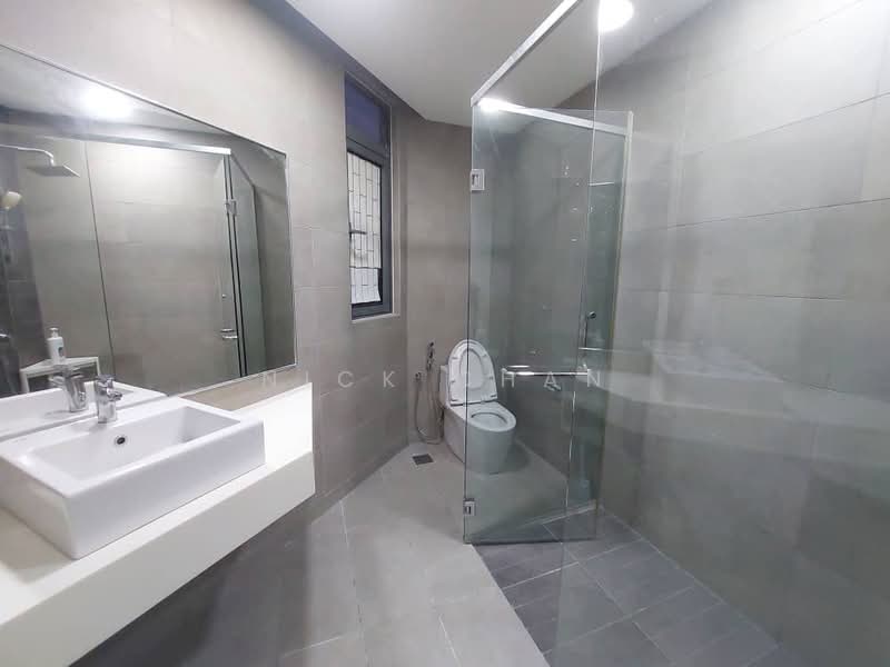 Condominium for Rent at Vivo Residential Suites - Nick Chan - Bathroom - PropertyGuru.com.my