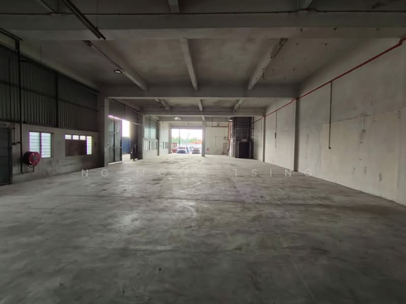 Warehouse for Rent in Kawasan Perindustrian Balakong (Balakong) - Ng Moon Tsing - Interior - PropertyGuru.com.my