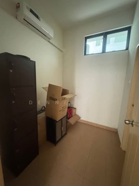 Bayu Puteri Double Storey ( jalan bayu puteri 3/1 ) untuk Untuk Disewa - RM 3,500 /bulan, Mac 2026 - Interior - PropertyGuru.com.my