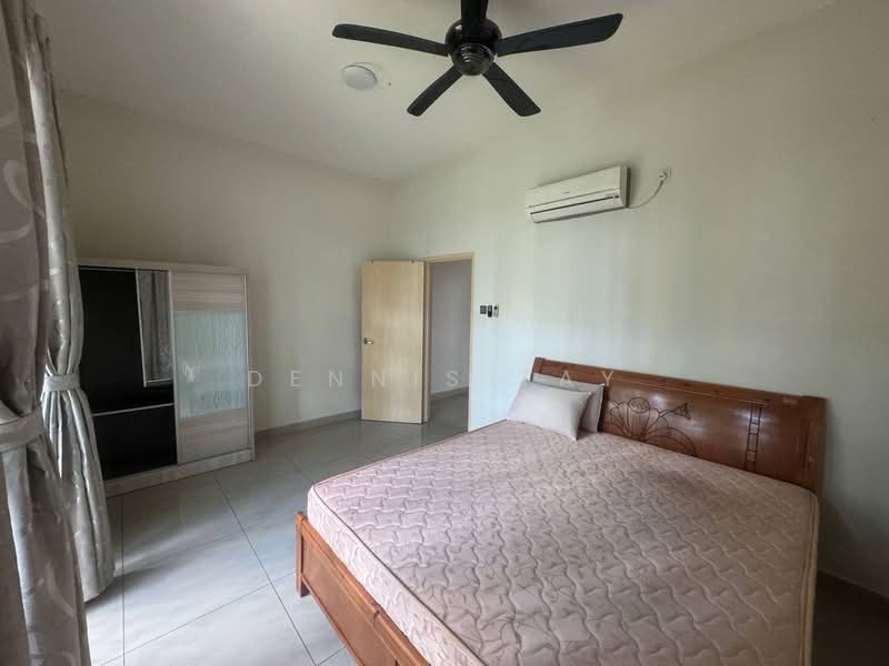 Bayu Puteri Double Storey ( jalan bayu puteri 3/1 ) untuk Untuk Disewa - RM 3,500 /bulan, Mac 2026 - Bedroom - PropertyGuru.com.my