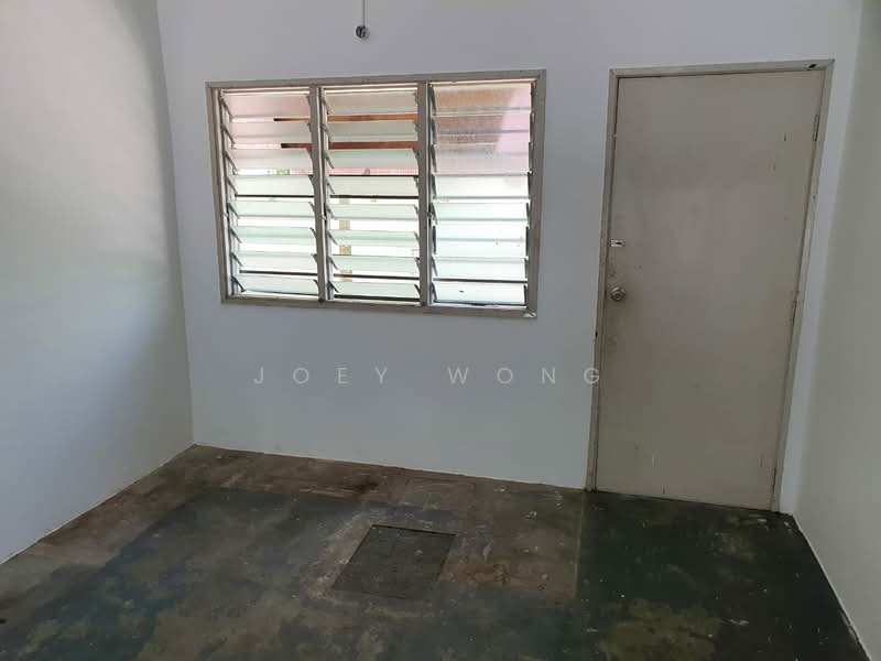 Shop for Rent in Puchong (Selangor) - Joey Wong - Interior - PropertyGuru.com.my