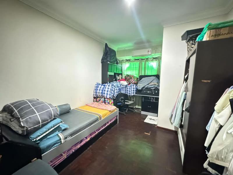 2-storey Terraced House for Sale in Taman Mount Austin (Tebrau) - Ilsa Chin - Bedroom - PropertyGuru.com.my