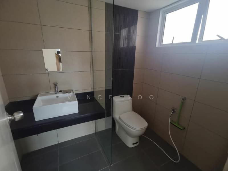 Apartment for Sale at Larkin Residence Phase 2 - Vince Soo - Bathroom - PropertyGuru.com.my