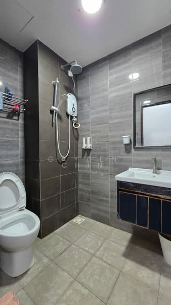 Service Residence for Sale at Symphony Tower (Menara Simfoni) - Cayden Chin - Bathroom - PropertyGuru.com.my