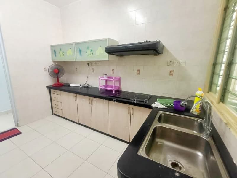 Condominium for Sale at Regency Heights Condo - Cris Ng - Kitchen - PropertyGuru.com.my