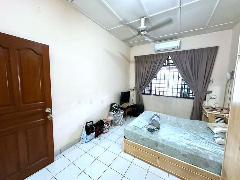 Taman Perling untuk Untuk Dijual - RM 568,000, Mac 2026 - Bedroom - PropertyGuru.com.my