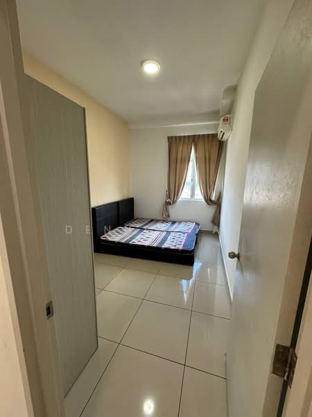 Service Residence for Rent at Meridin Bayvue Serviced Apartment - Dennis Tay - Bedroom - PropertyGuru.com.my