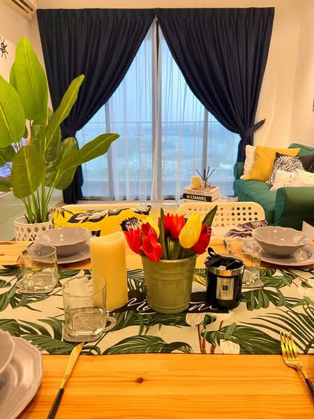 Condominium for Rent at Amberside @ Country Garden Danga Bay - Lydia Wee - Dining Room - PropertyGuru.com.my