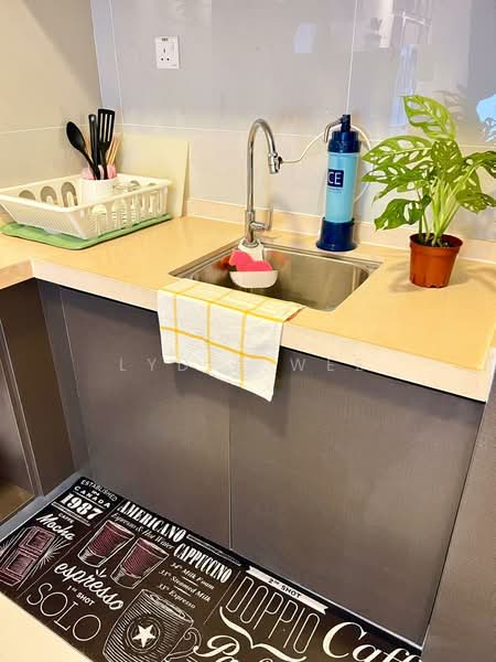 Condominium for Rent at Amberside @ Country Garden Danga Bay - Lydia Wee - Kitchen - PropertyGuru.com.my