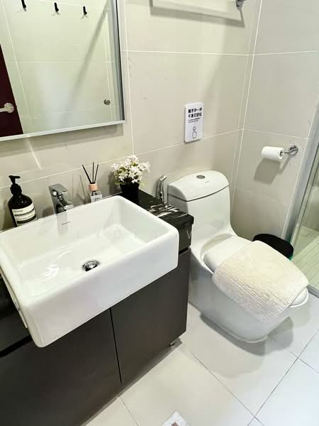 Condominium for Rent at Amberside @ Country Garden Danga Bay - Lydia Wee - Bathroom - PropertyGuru.com.my