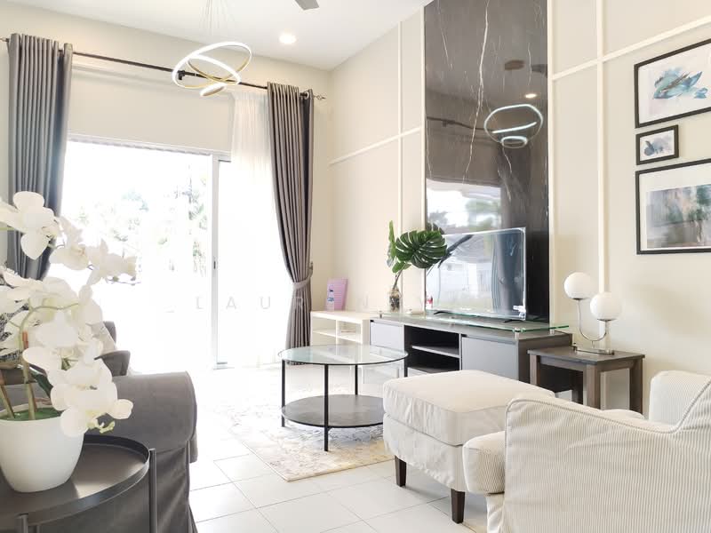 1-storey Terraced House for Sale in Ayer Keroh (Melaka) - Lauren Yap - Living Room - PropertyGuru.com.my