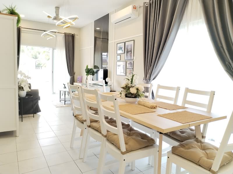 1-storey Terraced House for Sale in Ayer Keroh (Melaka) - Lauren Yap - Dining Room - PropertyGuru.com.my