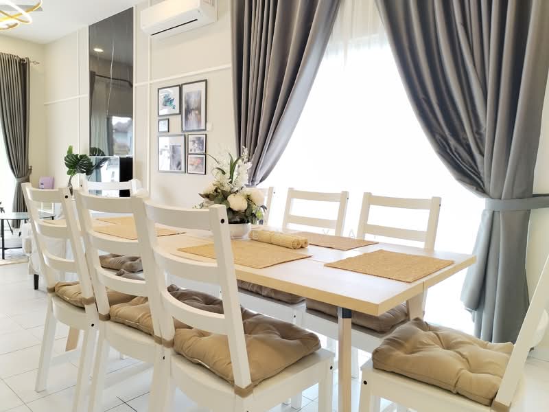 1-storey Terraced House for Sale in Ayer Keroh (Melaka) - Lauren Yap - Dining Room - PropertyGuru.com.my