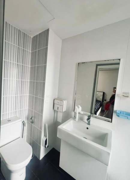 Service Residence for Sale at V@SUMMERPLACE - Chriscy Cheng - Bathroom - PropertyGuru.com.my