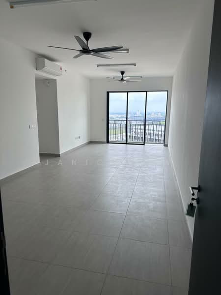 Kondominium untuk Disewa di Tuai Residence - Janice Low - Living Room - PropertyGuru.com.my