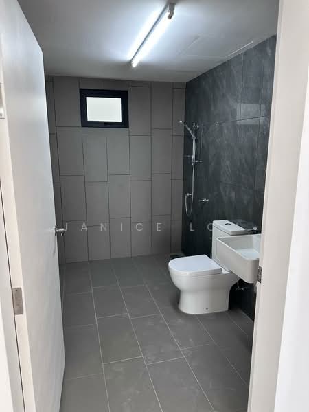 Kondominium untuk Disewa di Tuai Residence - Janice Low - Bathroom - PropertyGuru.com.my