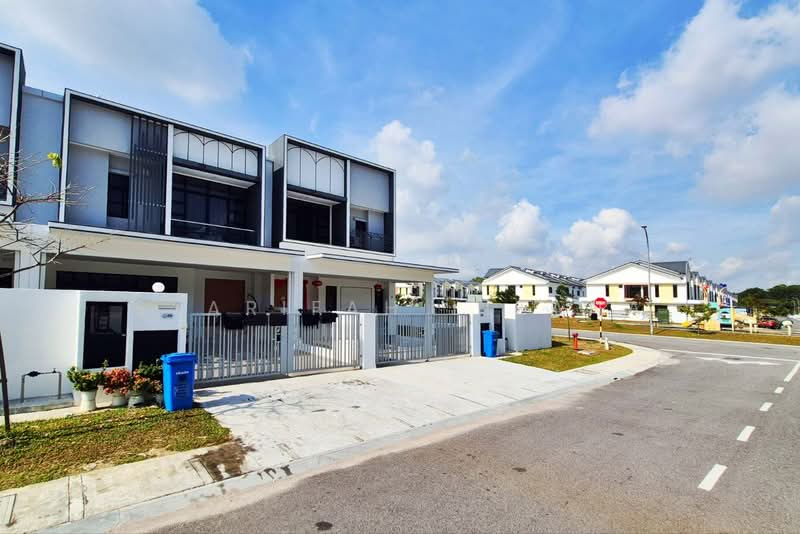 Altora Musika Homes Setia Indah 9 untuk Untuk Dijual - RM 1,050,000, Mac 2026 - Exterior - PropertyGuru.com.my