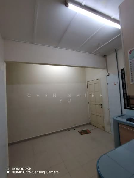 2-storey Terraced House for Sale in Taman Putri Kulai (Kulai) - Chen Shieh Yu - Kitchen - PropertyGuru.com.my