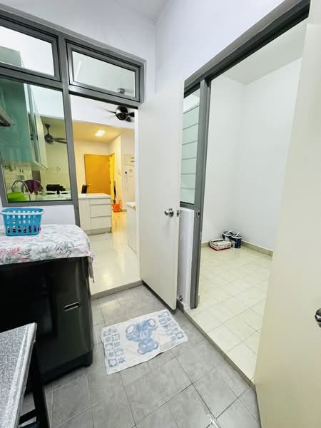 All Seasons Park untuk Untuk Disewa - RM 2,200 /bulan, Mac 2026 - Kitchen - PropertyGuru.com.my