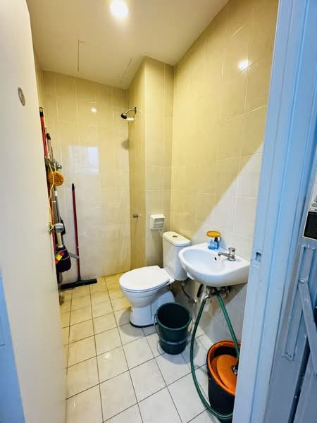 All Seasons Park untuk Untuk Disewa - RM 2,200 /bulan, Mac 2026 - Bathroom - PropertyGuru.com.my