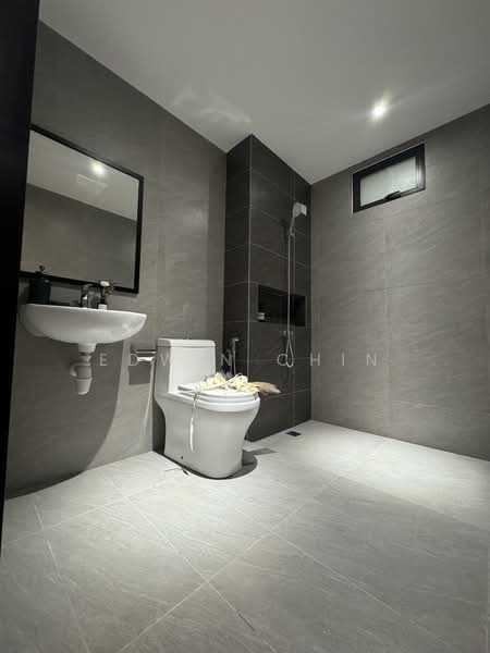 Altus Residency untuk Untuk Dijual - RM 736,000, Mac 2026 - Dualkey Bathroom - PropertyGuru.com.my