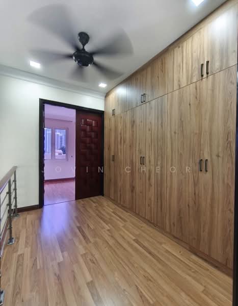 For Sale - Taman Naga Emas