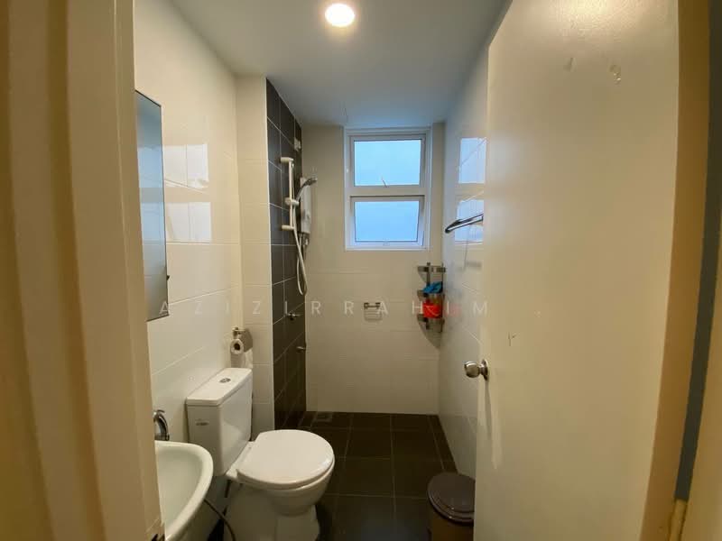 Dwiputra Residences untuk Untuk Disewa - RM 2,500 /bulan, Mac 2026 - Bathroom - PropertyGuru.com.my