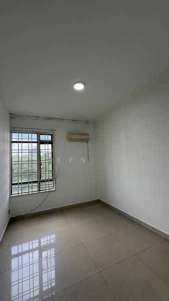 Condominium for Rent at Royal Domain Sri Putramas 2 - Ken . - PropertyGuru.com.my