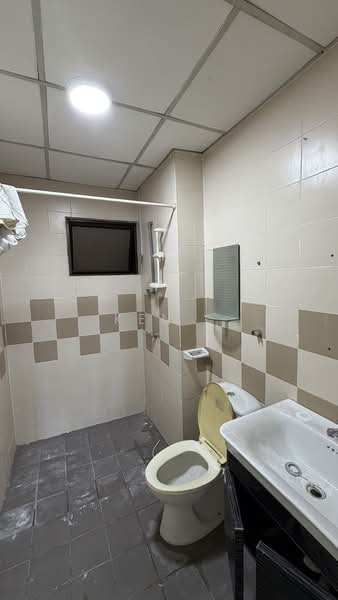 Condominium for Rent at Royal Domain Sri Putramas 2 - Ken . - PropertyGuru.com.my