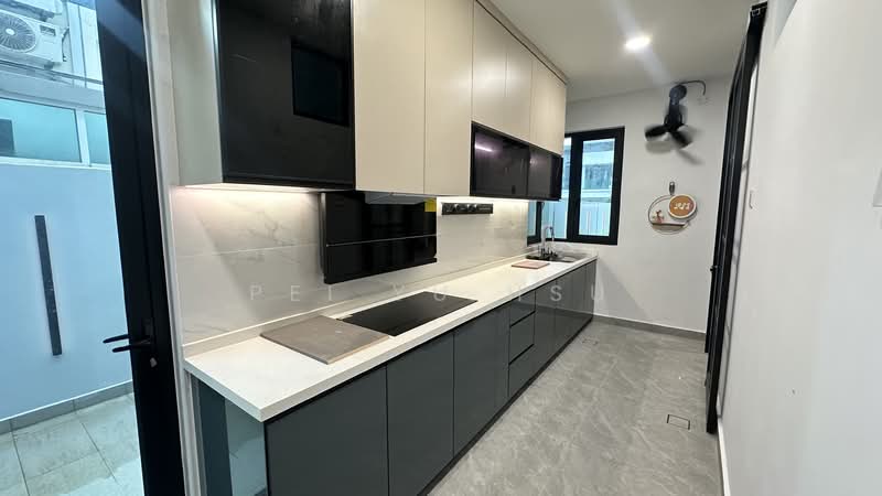 Cluster House for Rent in Johor Bahru (Johor) - Pei Yu Hsu - Kitchen - PropertyGuru.com.my