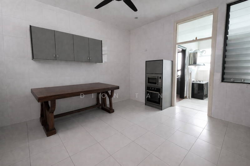 3-storey Terraced House for Rent in Valencia (Sungai Buloh) - Dion Tan - Kitchen - PropertyGuru.com.my