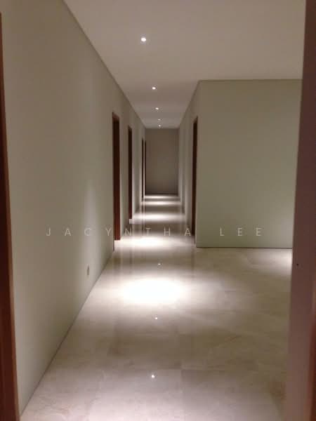 Condominium for Sale at 8 Gurney (The Shore Condominium) - Jacyntha Lee - Corridor - PropertyGuru.com.my